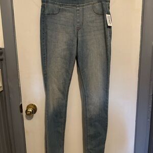NWT Old Navy Light Blue Mid-Ride Denim Jeggings